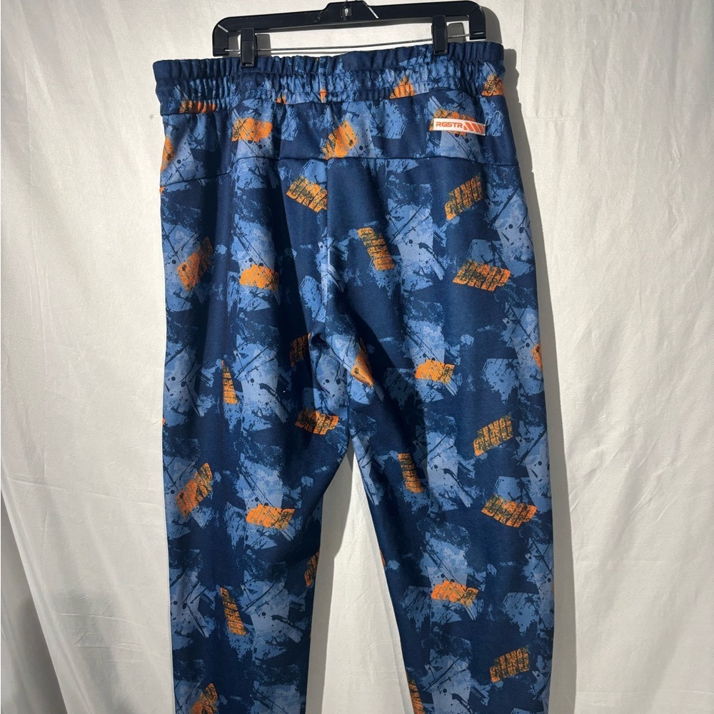 RGSTR - Picture 5 of 9